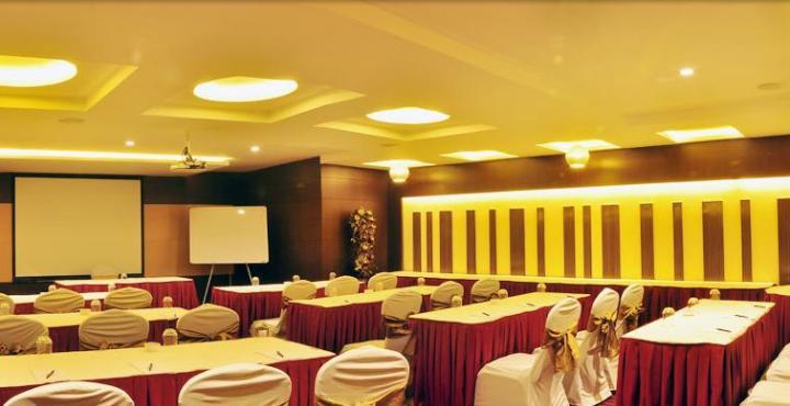 The Arcadia Hotel Coimbatore Exterior foto