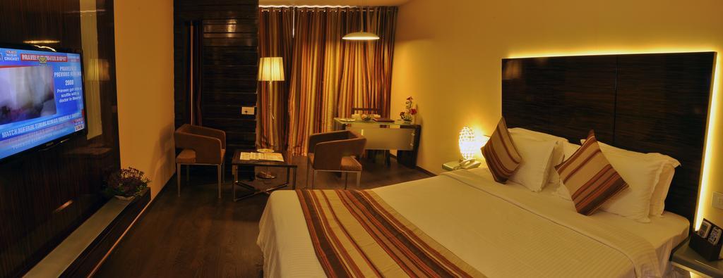 The Arcadia Hotel Coimbatore Exterior foto